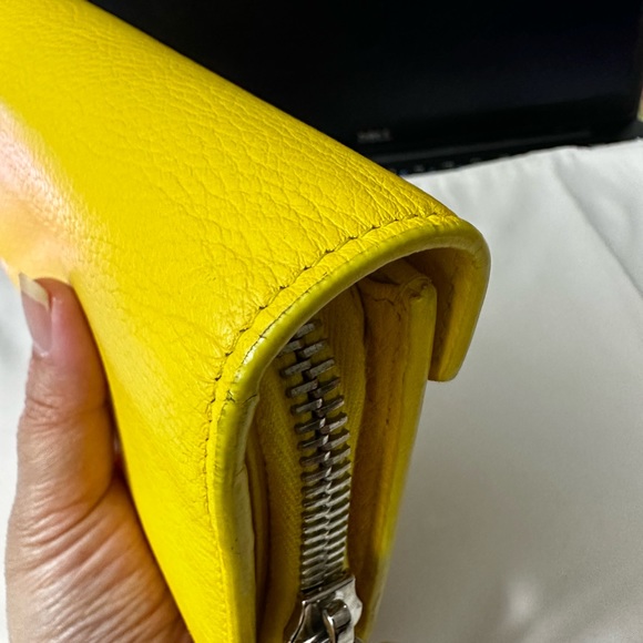 Balenciaga Paper Manny Bi-fold Long Big Wallet Yellow - Picture 7 of 16